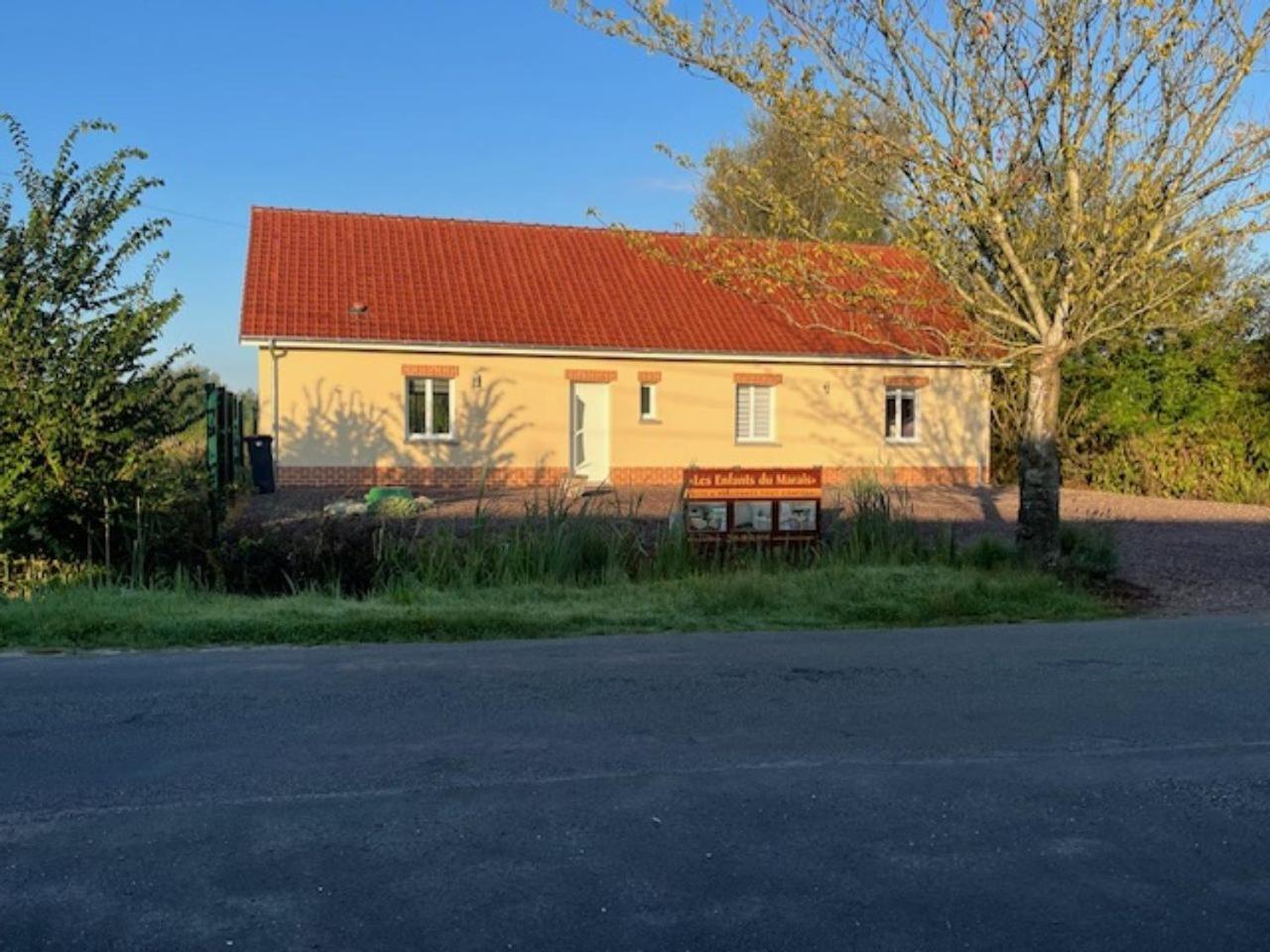 Les Enfants Du Marais Villa Favieres  Exterior photo